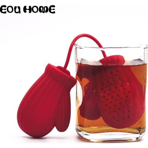 Cute Home Santa Claus Gloves Shape Tea Infusers Red Blue Filter Interesting Silicone Tea Coffee Infusers Filter Tea Accessories