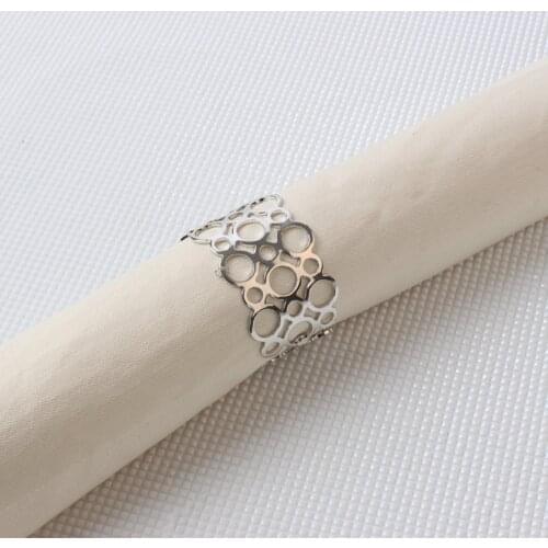 6PCS/LOT SHSEJA Round hollow napkin ring hotel beautiful napkin ring wedding banquet napkin ring desktop decorations