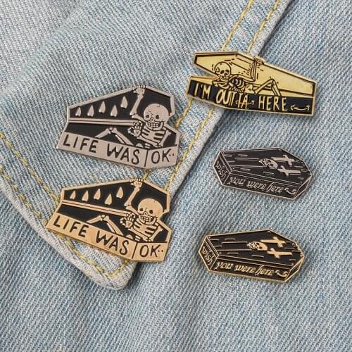 Fierce Cat Skull Cross Series Dark Series Polygonal Coffin Box Gothic enamel Brooch Rock Bar Halloween Clothes Badge Jewelry Gif