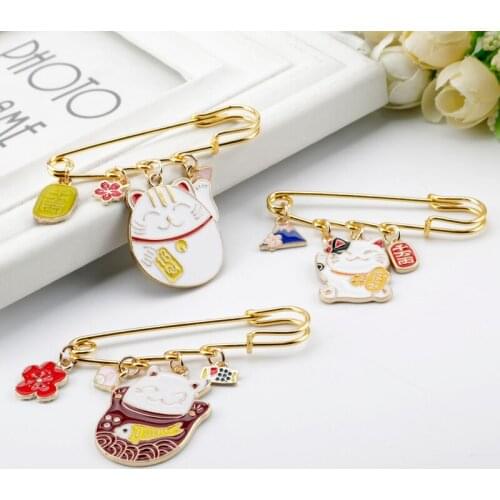 Fashion Cartoon Lucky Cat Series Animal Enamel Metal Lapel Pins Bag Clothes Badges Brooches Jewelry Gift For Kids Children