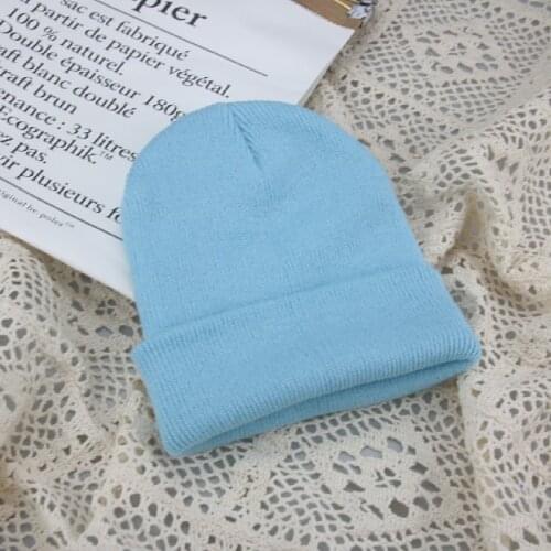 Knitted hats solid white black yellow soft Comfortable hats classic casual fashionable keep warm winter hats sombreros de mujer