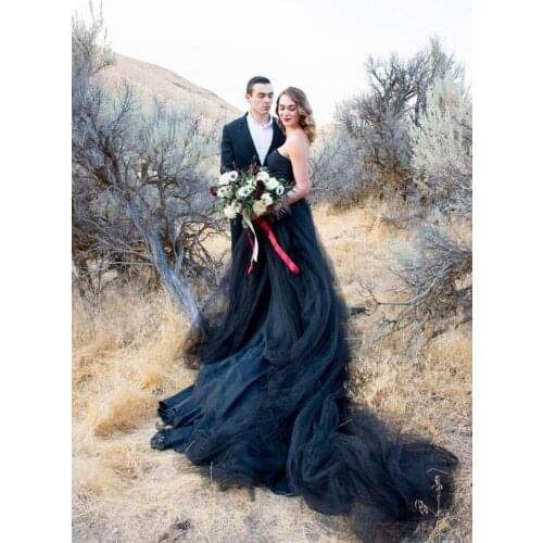 Modest New A Line Black Tulle Wedding Dresses Strapless Court Train Backless Cheap Bridal Gowns Plus Size robe de mariee