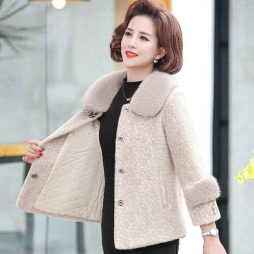 Mom Autumn Winter Outwear Mink Velvet Jacket Short 2020 New Middle Elderly Large Size 5xl Detachable Fur Collar Thick Warm Coat