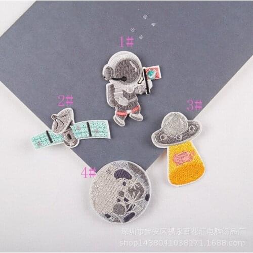 100pcs/lot Embroidery Patch Planet Moon Astronaut Satellite Alien Space Clothing Decoration Diy Iron Heat Transfer Applique