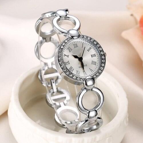 1pcs Hotest Ladies Fashion Quartz Alloy Watches Analog Women Casual Bracelet Wrist Watch Gifts Femme Bracelet Watch for Woman