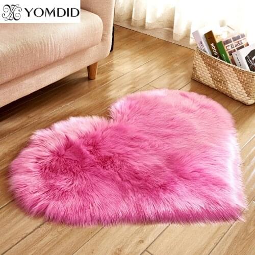 Long Hairy Rug Shaggy Carpet Blue White Pink Heart Shape Fur Rugs Artificial Wool Sheepskin Baby Room Bedroom Soft Door Mat