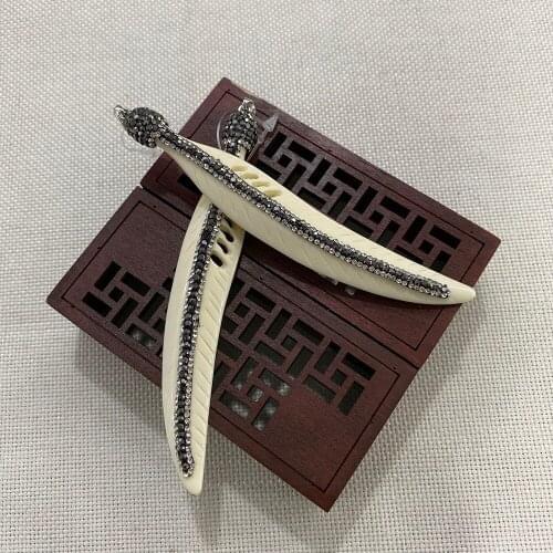 Fashionable Diamond Shell Pendant Feather Shape Hollow Ladies Necklace Bracelet Jewelry Accessories Wholesale Handmade Gifts