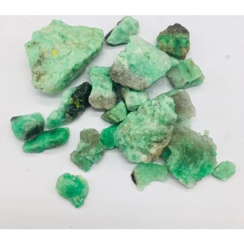 6g Natural emerald mineral bare stone interfacial mineral crystal stone