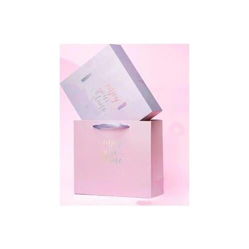 4NQD Gifts For Guests