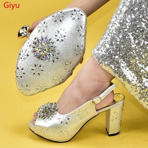 Doershownew beautiful African Women Matching Italian Shoe and Bag Set silver Italian Shoe with Matching Bag for party!HAB1-7