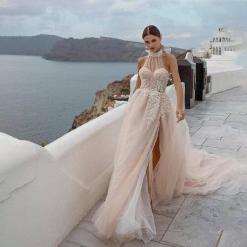 Halter Neckline Side Slit Champagne Elegant Beach Wedding Dress with Crystals Lace Bridal Dress vestido de noiva manga longa