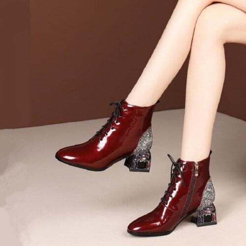 Autumn and winter new rhinestones with patent leather Martin boots women stitching sequined short boots large size fashion boots