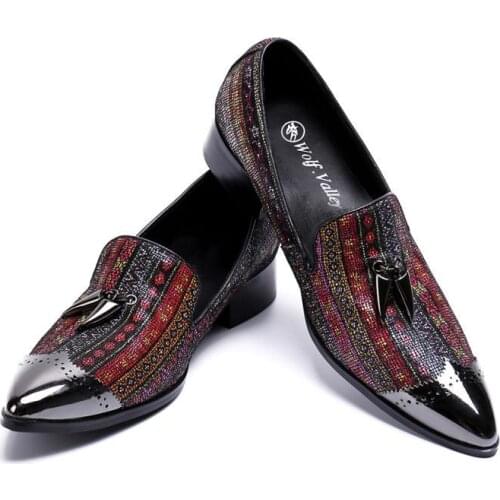 Mens Spring Summer Red Pointed Metal Toe Business Leather Shoes Lazy Sets of Feet Mens Loafers Shoes
