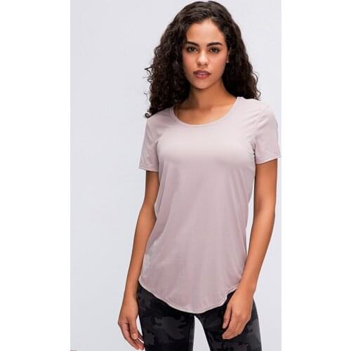 Slim Fit Naked-feel Fabric Workout Yoga Fitness T-shirt Top Women Hip-length Plain Running Gym Sport Short-sleeve Shirt