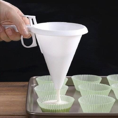 Hand-hold Funnel Adjustable Icing Candy Funnel Chocolate Pastry Mold Cream Cookie Cupcake Pancake Maker Kitchen Baking Supply