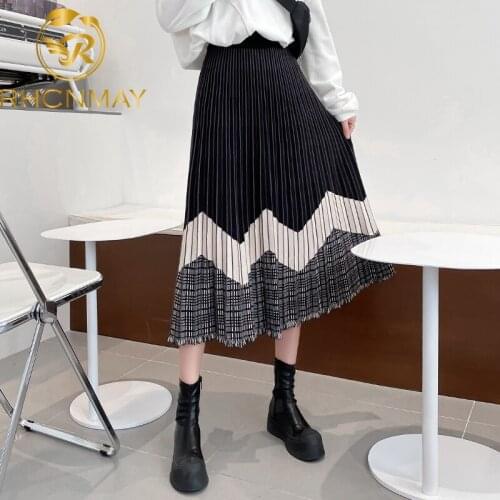 Korean Plaid Long Knit Pleated Skirt Autumn Winter Warm A Line Tassel Skirt Women Chic Knitted Sweater Skirt Femme Contrast Jupe