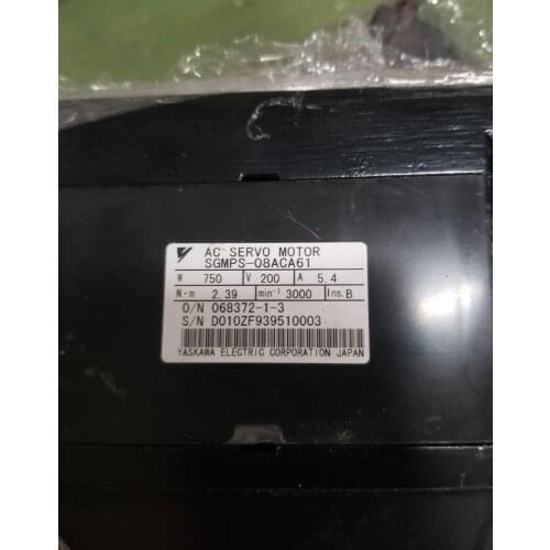 SGMPS-08ACA61 servo motor , used in good condition . 85% appearance new , good working , free shipping