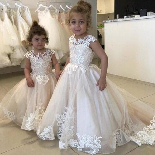 Lace Princess Long Flower Girl Dresses 2020 New Design Custom Cap Sleeve Tulle Child Pageant Gowns A-Line Lace First Communion