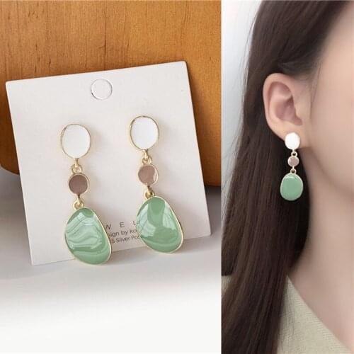 Korean Sweet Morandi Contrast Color Irregular Oval Glazed Acrylic Drop Pendent Earrings for Women Girls Ear Jewelry 2021 Trend