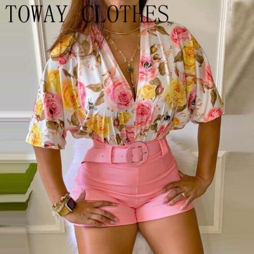Summer Women Causal Half Sleeve Floral Print Half Sleeve Top & Plain Shorts Set