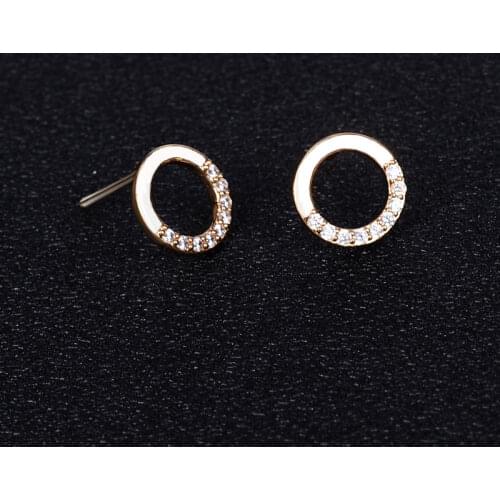 2021 New Geometry Hollow Round Stud Earrings For Women Vintage Fashion Gold Color White Crystal Zircon Earring Party Jewelry