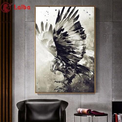 Diamond Embroidery Abstract animal art, flying eagle Full Square round Diamond Mosaic Art Painting Cross Stitch Wall Decor