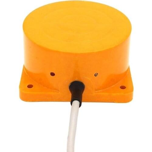 Three wire PNP NO TCO-3040C long distance panel mounting inductive proximity sensor switch