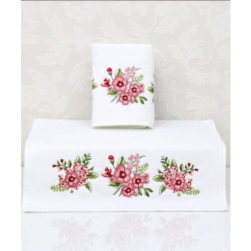 Nina Derorative Kitchen Bathroom Velvet Embroidered Towel for Hand Face Famous 100% Velvet Turkey Fabric 50*90 cm Motif towel