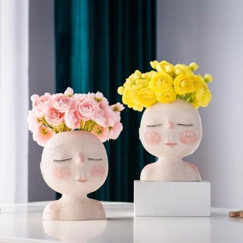European Resin Cute Character Girl Vase Ornaments Home Livingroom Table Figurines Crafts Office Desktop Fake Flower Decoration