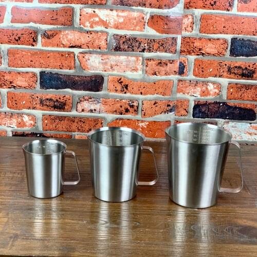 Stainless steel 304 measuring cup with scale 2000ml 1500ml 1000ml 500ml kitchen measuring cup
