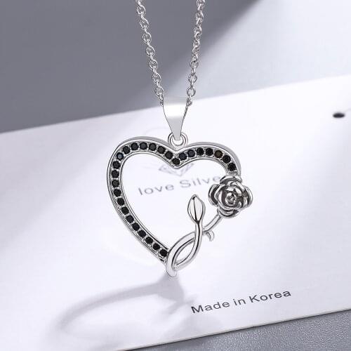 New Exquisite Black White Crystal Flower Necklace Fashion Temperament 925 Sterling Silver Love Pendant Necklace Female Jewelry