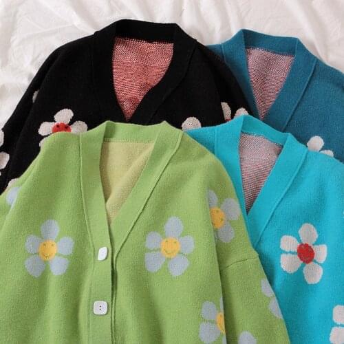 Womens Korean Fashion Style Flower Smiley Printing V-neck Casual Knitted Cardigans Female Oversized All-match Sweater One Size