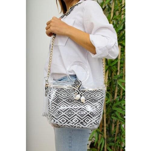 Leather bag woman Durable and long lasting stylish tote bag. women messenger bag iron messenger bag leather bag sports bag