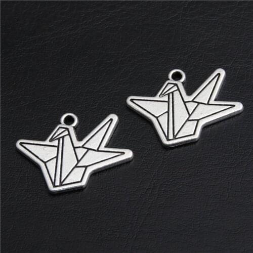 20pcs Silver Color Alloy Necklace Pendants Kawaii Paper Cranes Charms Air Plane Shape DIY Jewelry Finding Charm A2790