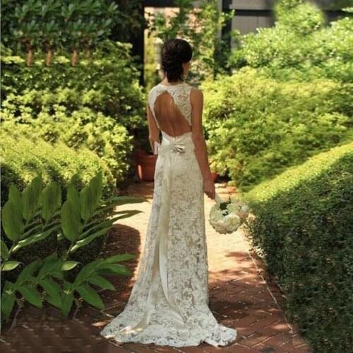2021 Modern Delicate Lace Mermaid Sleeveless Bridal Wedding Dresses Plunge V Neck Bow Belt Wedding Gowns for Bride Cut Out Back