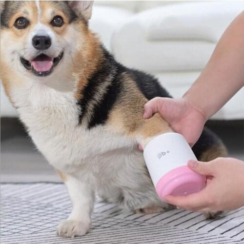 Pet Dog Paw Cleaner Cup Soft Silicone Combs Portable Outdoor Pet Foot Washer Cups Brush Quickly Washing Pets Bottle Dog Supplies