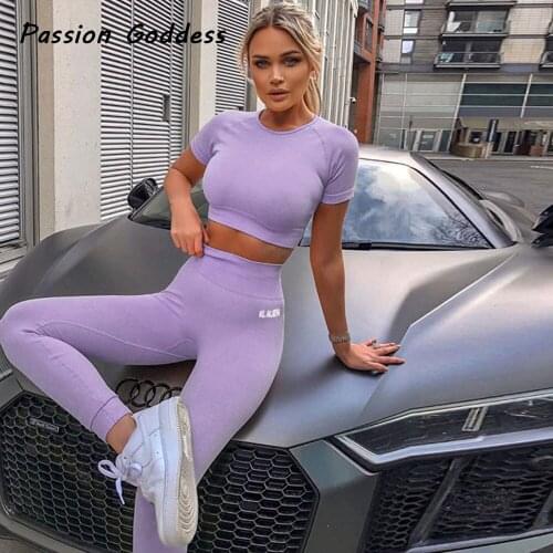 2 Piece Women Fitness Tracksuits Set Crop Shirts High Waist Leggings Reflective Letter Print Workout Set Two Piece Outfits Femme
