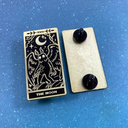 Cartoon Mothman X The Moon Tarot Card Oujia Enamel Brooch Pin Backpack Hat Bag Lapel Pins Badges Fashion Jewelry Accessories
