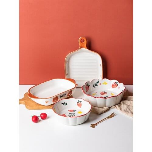 Cute hand-painted strawberry fruit bowl underglaze ceramic plate salad bowl creative oven baking bowl home lace bowl