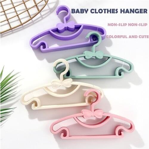 1/5/10pcs Kids Clothes Hanger Racks Portable Plastic Display Hangers Windproof Children Coats Hanger Baby Clothing Organizer