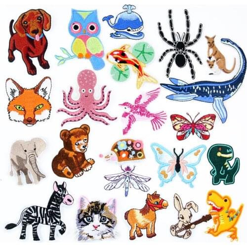 1PCS Cartoon Animals Dinosaur Butterfly Patches Iron on Embroidered Appliques for Clothing DIY Kid Clothes Stickers Fabric Badge