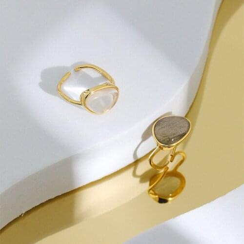 Silvology 925 Sterling Silver Natural Crystal Moonstone Rings for Women Oval Temperament Luxury Rings Minimalist Fashion Jewelry