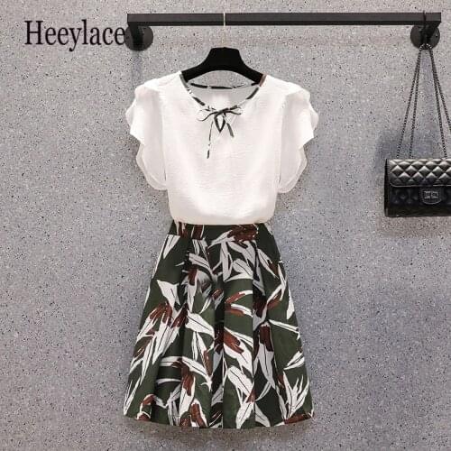 Plus size women Summer two piece sets for women ruffles sleeve white top and print high waist A-line skirt sets fashion outfits
