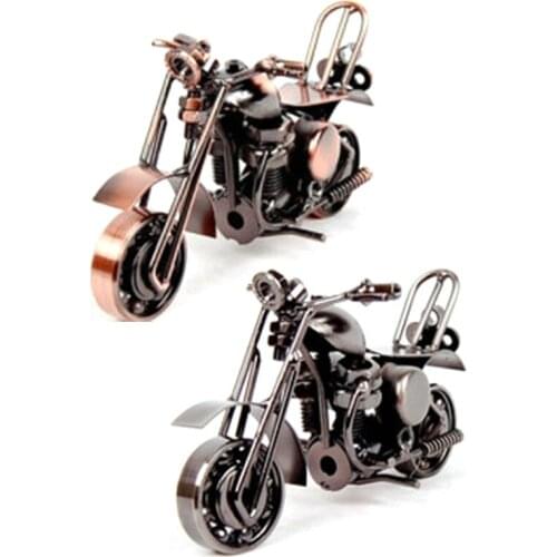 Creative Retro Soldering Wrought Iron Motorcycle Model Ornament Vintage Motor Figurine Motorbike Prop Home Office Artwork N0PA