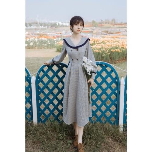 2019 new fashion womens clothing Winter and autumn retro long-sleeved waist temperament dress