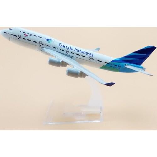 Diecast 1:400 Scale Indonesia Airlines Garuda B747-400 Airplane Model Alloy Plane Static Display Adult Collection Toys for Boys