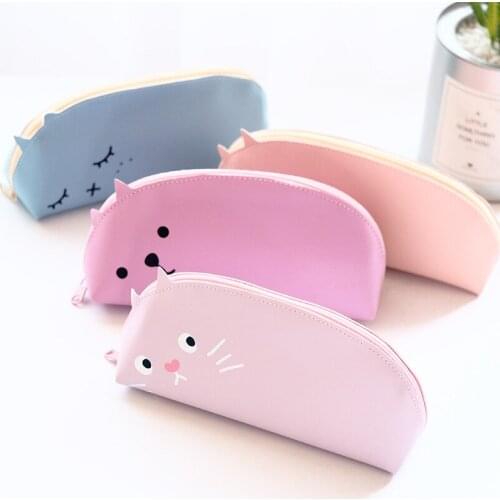 1pcs student creative large capacity PU leather stationery bag wholesale raccoon flat bottom curved pencil case