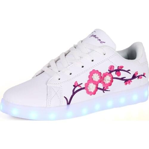 Warm like home 2018 New 24-40 USB Charger Glowing Sneakers Led Children Lighting Shoes Boys Girls Sneaker embroidered