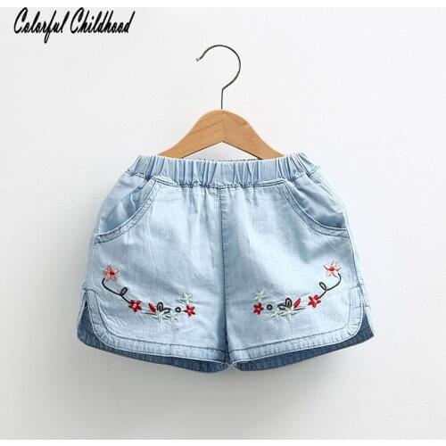 Summer 2018 Girls Denim Shorts Jeans Shorts Children Clothing Lovely flower embroidery Baby Western Cotton Linen Beachwear Pant