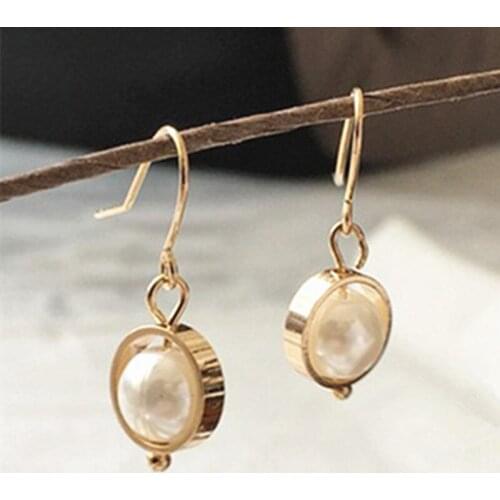 Exquisite Simulated Pearl Earrings For Women Jewelry Bijoux Brincos Pendientes Mujer Fashion Geometry Round Stud Earrings